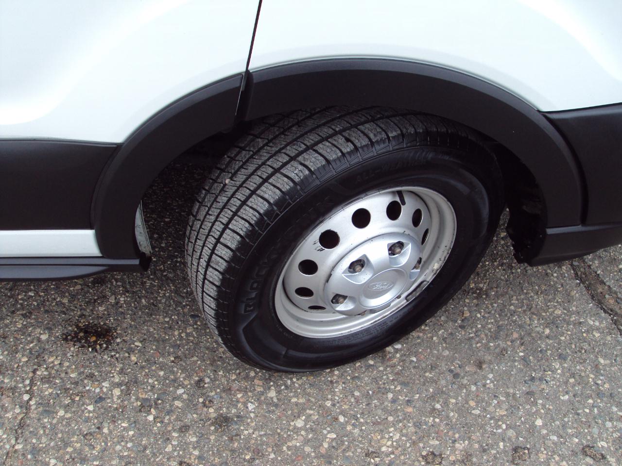 Ford Transit Cargo Van T-250 130" Med Rf 9070 GVWR AWD 2023