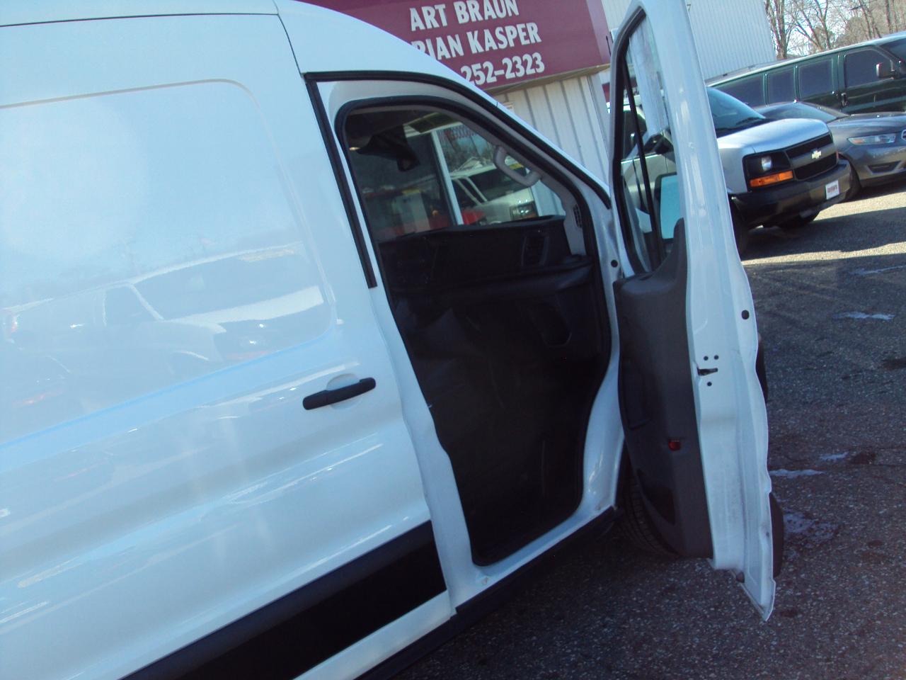 Ford Transit Cargo Van T-250 130" Med Rf 9070 GVWR AWD 2023