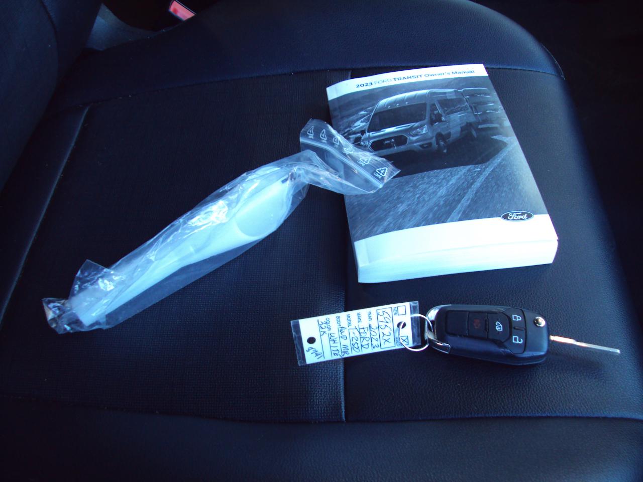 Ford Transit Cargo Van T-250 130" Med Rf 9070 GVWR AWD 2023