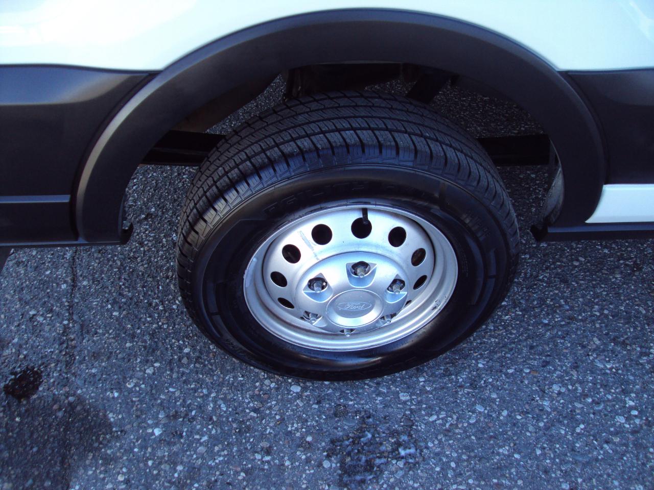 Ford Transit Cargo Van T-250 130" Med Rf 9070 GVWR AWD 2023