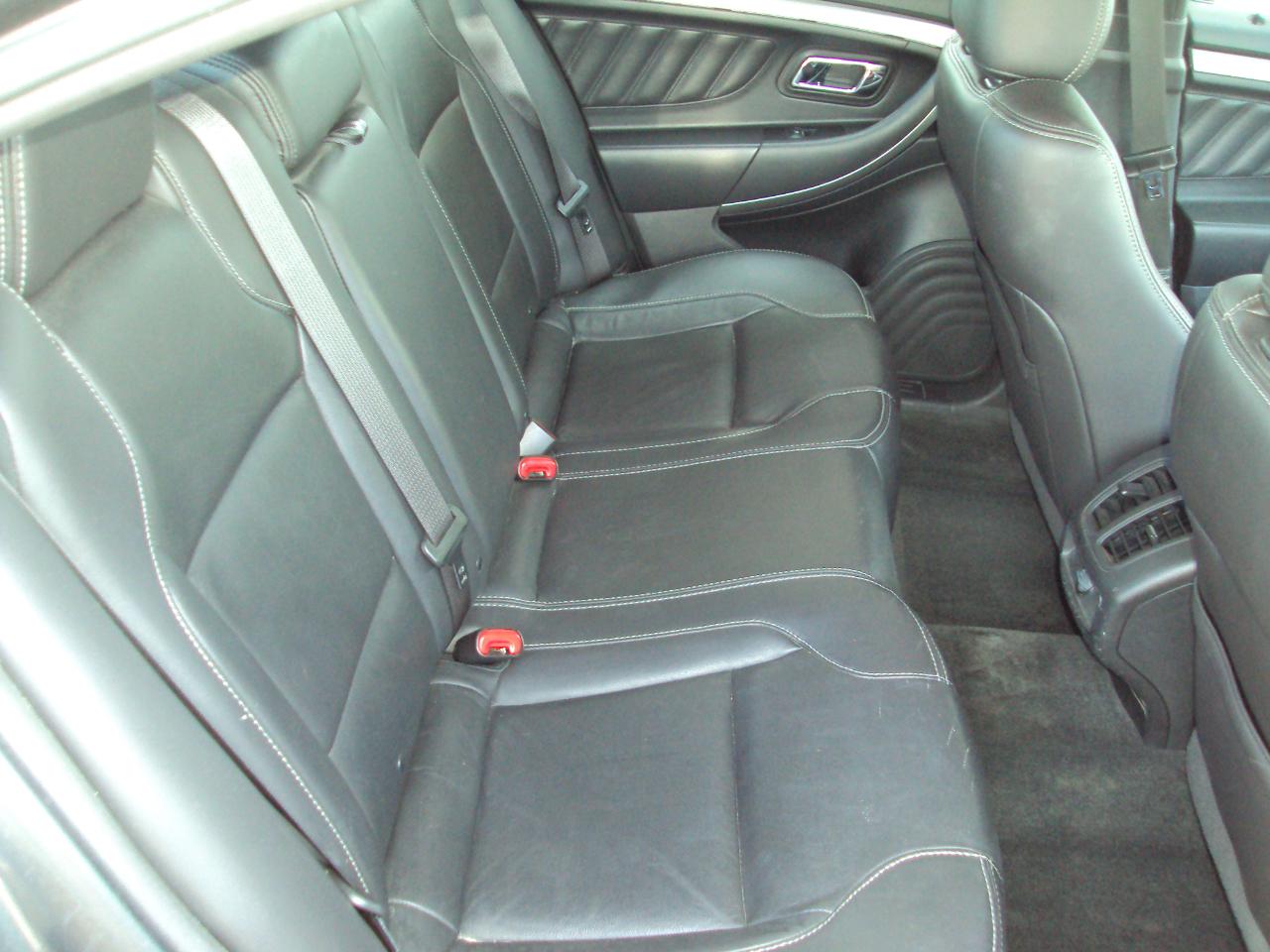 Ford Taurus 4dr Sdn SEL FWD 2014