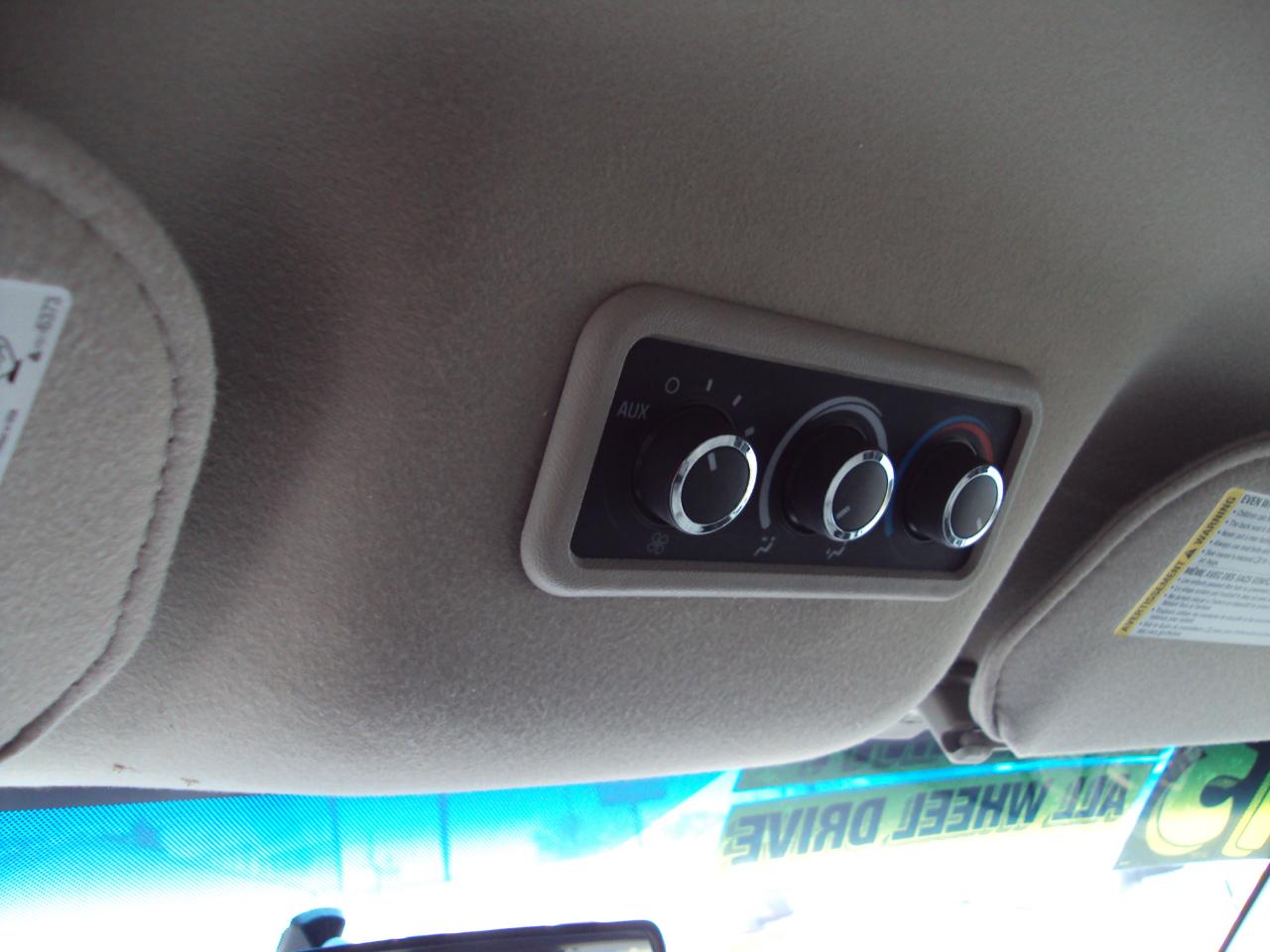 Chevrolet Express Passenger AWD 1500 135" LT 2013