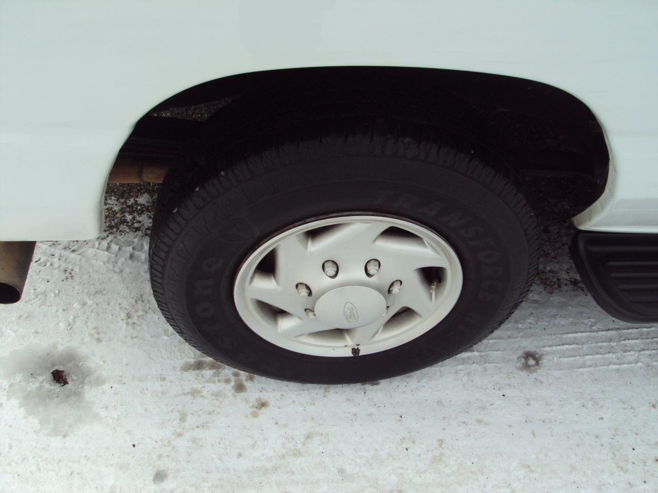 Ford Econoline Cargo Van E-250 Recreational 2013