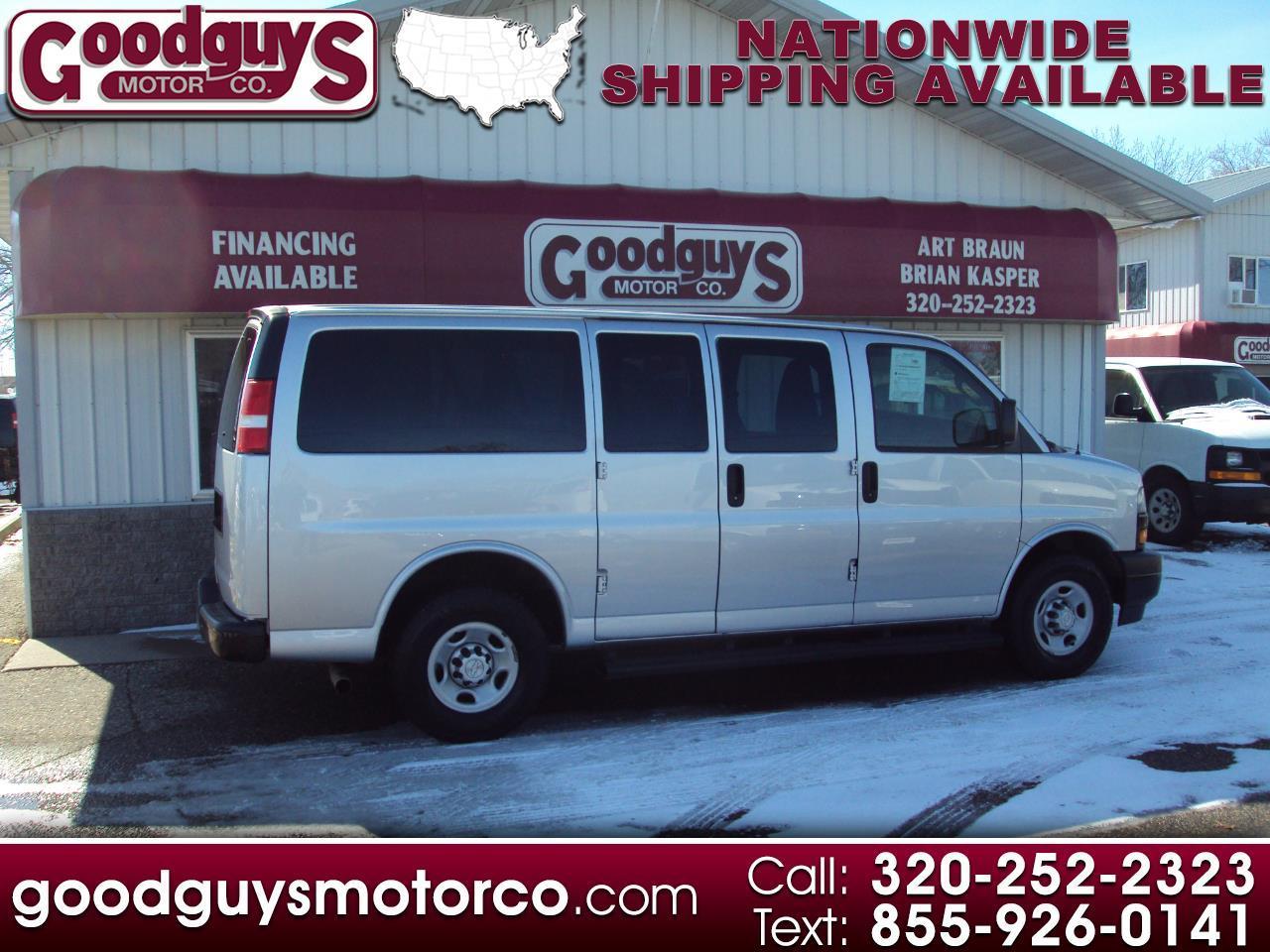 2019 Chevrolet Express Passenger RWD 3500 135"  12 passenger van
