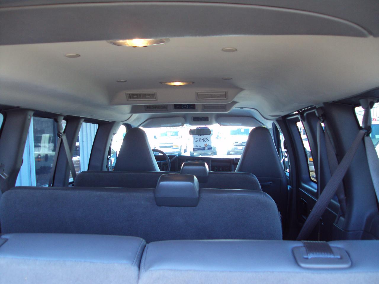 Chevrolet Express Passenger  2019