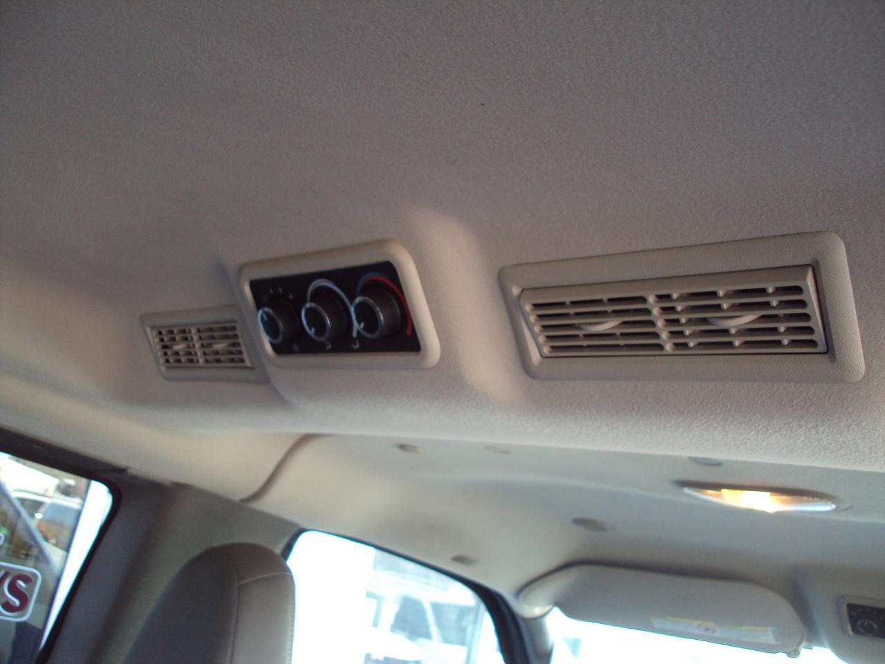 Chevrolet Express Passenger  2019