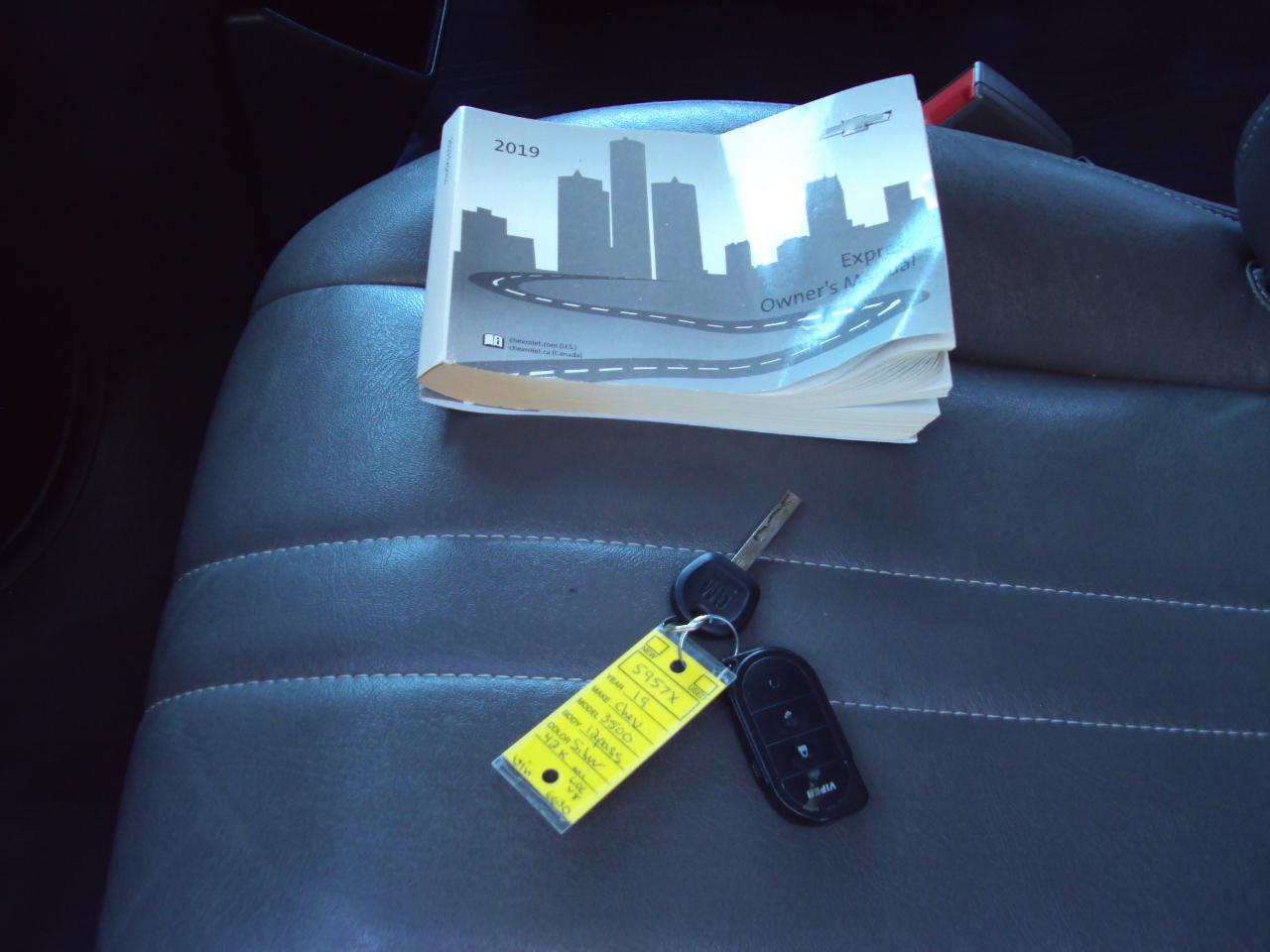 Chevrolet Express Passenger  2019