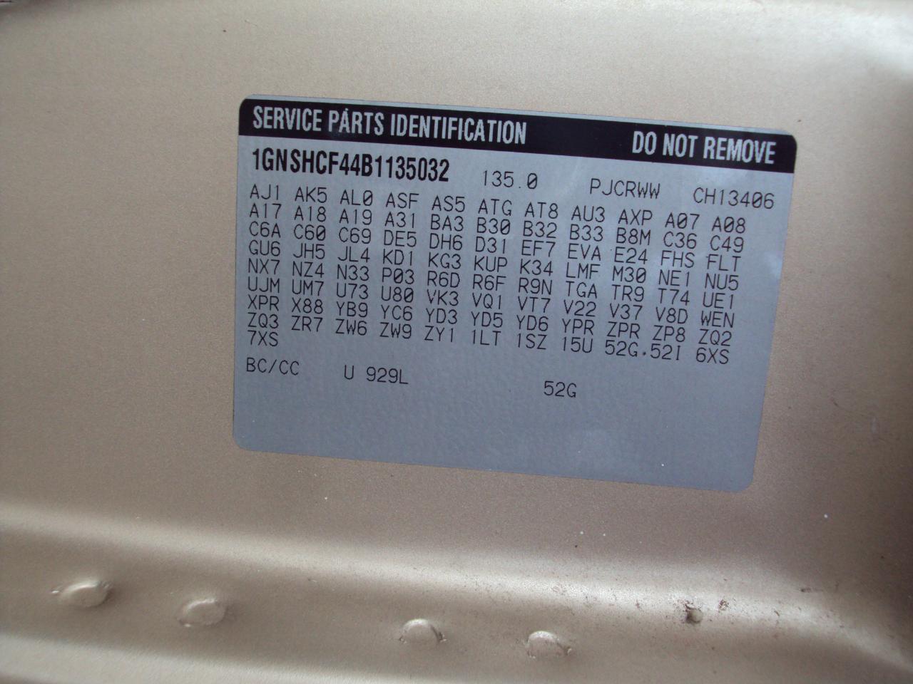 Chevrolet Express Passenger AWD 1500 135" 1LT 2011