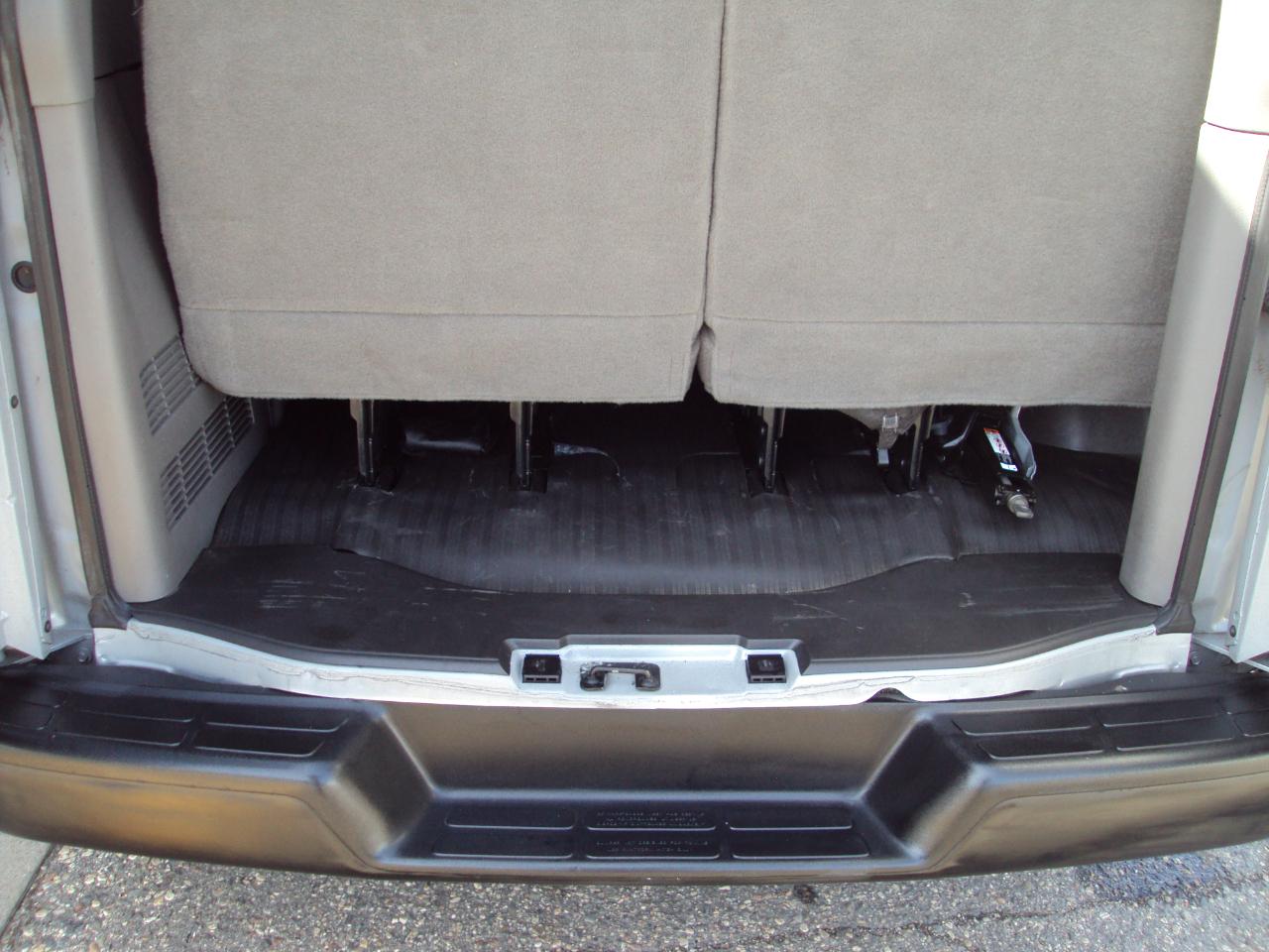 Chevrolet Express Passenger  2019