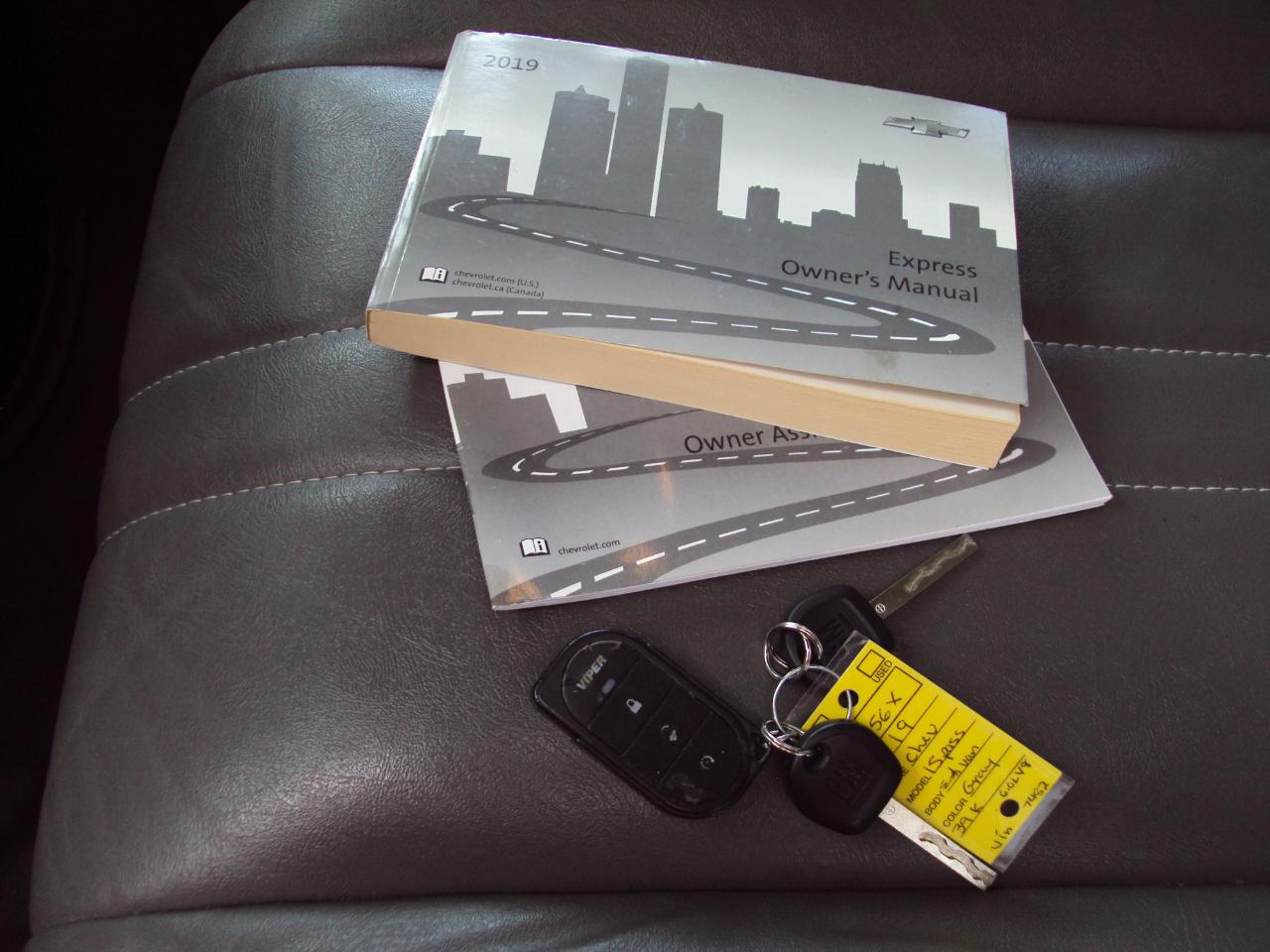 Chevrolet Express Passenger  2019