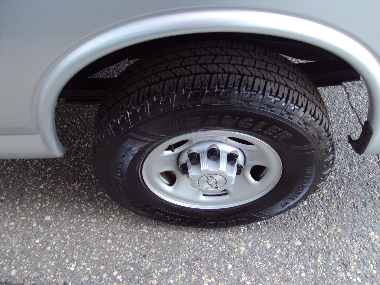 Chevrolet Express Passenger  2019