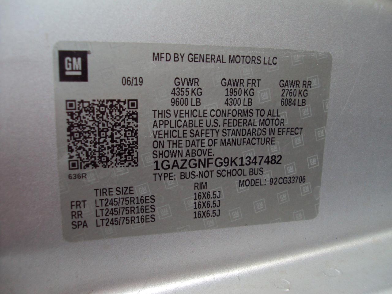 Chevrolet Express Passenger  2019