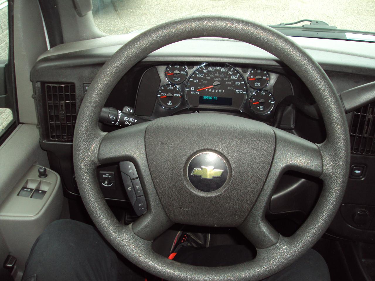 Chevrolet Express Passenger  2019