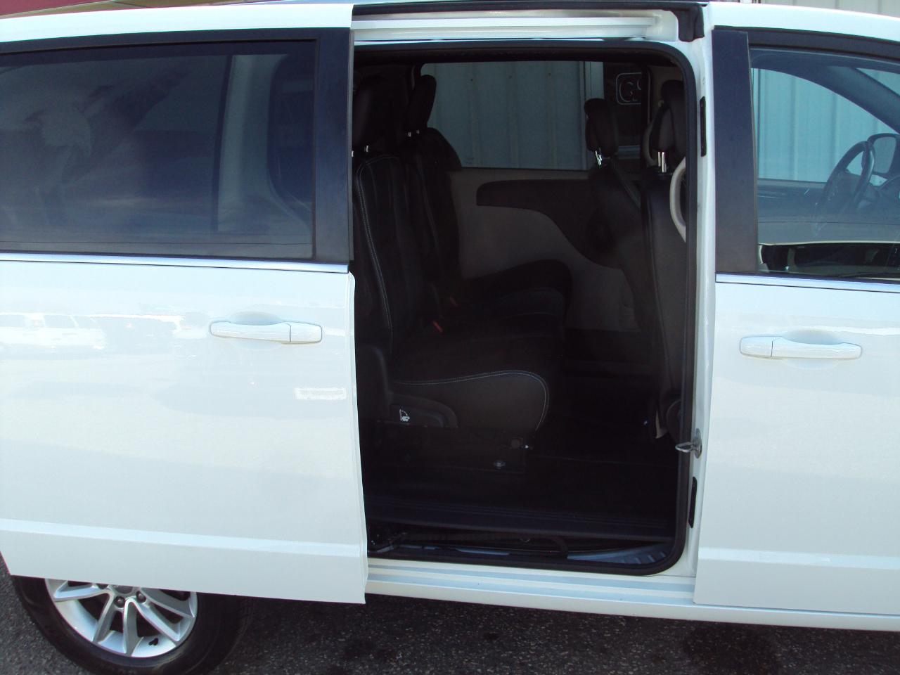 Dodge Grand Caravan  2020