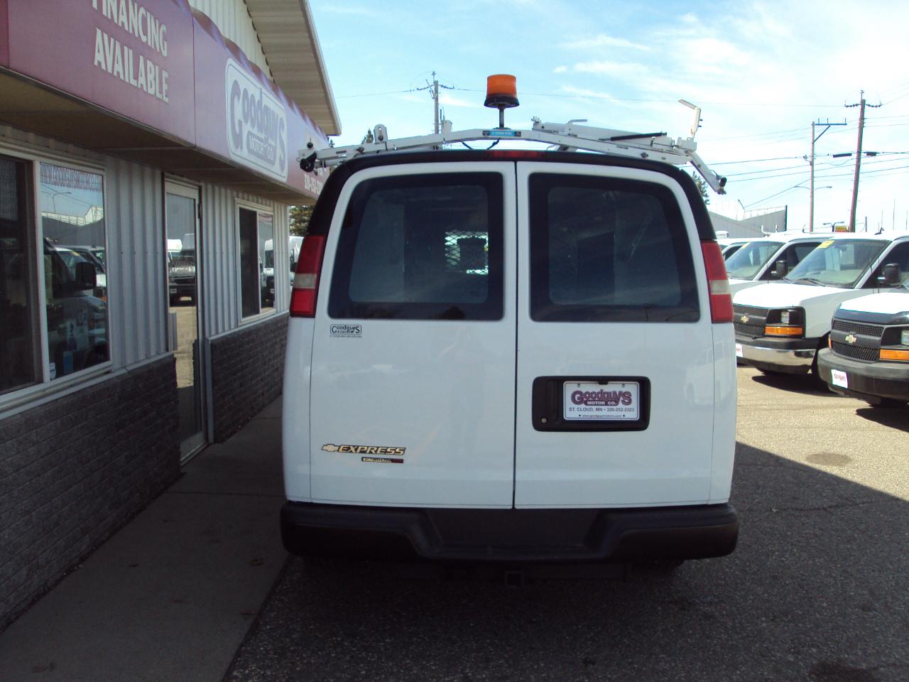 Chevrolet Express Cargo Van AWD 1500 135" 2013