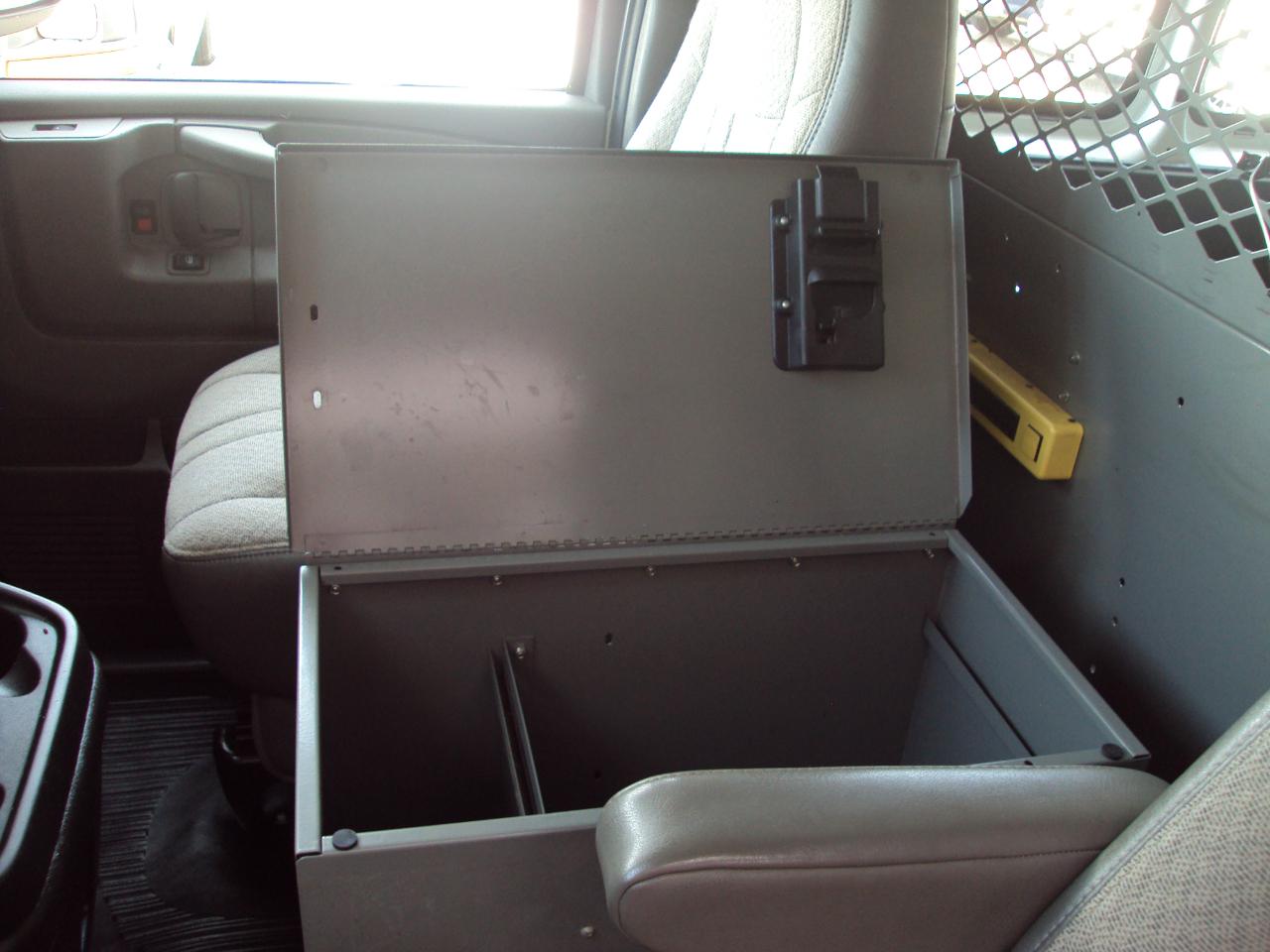 Chevrolet Express Cargo Van AWD 1500 135" 2013