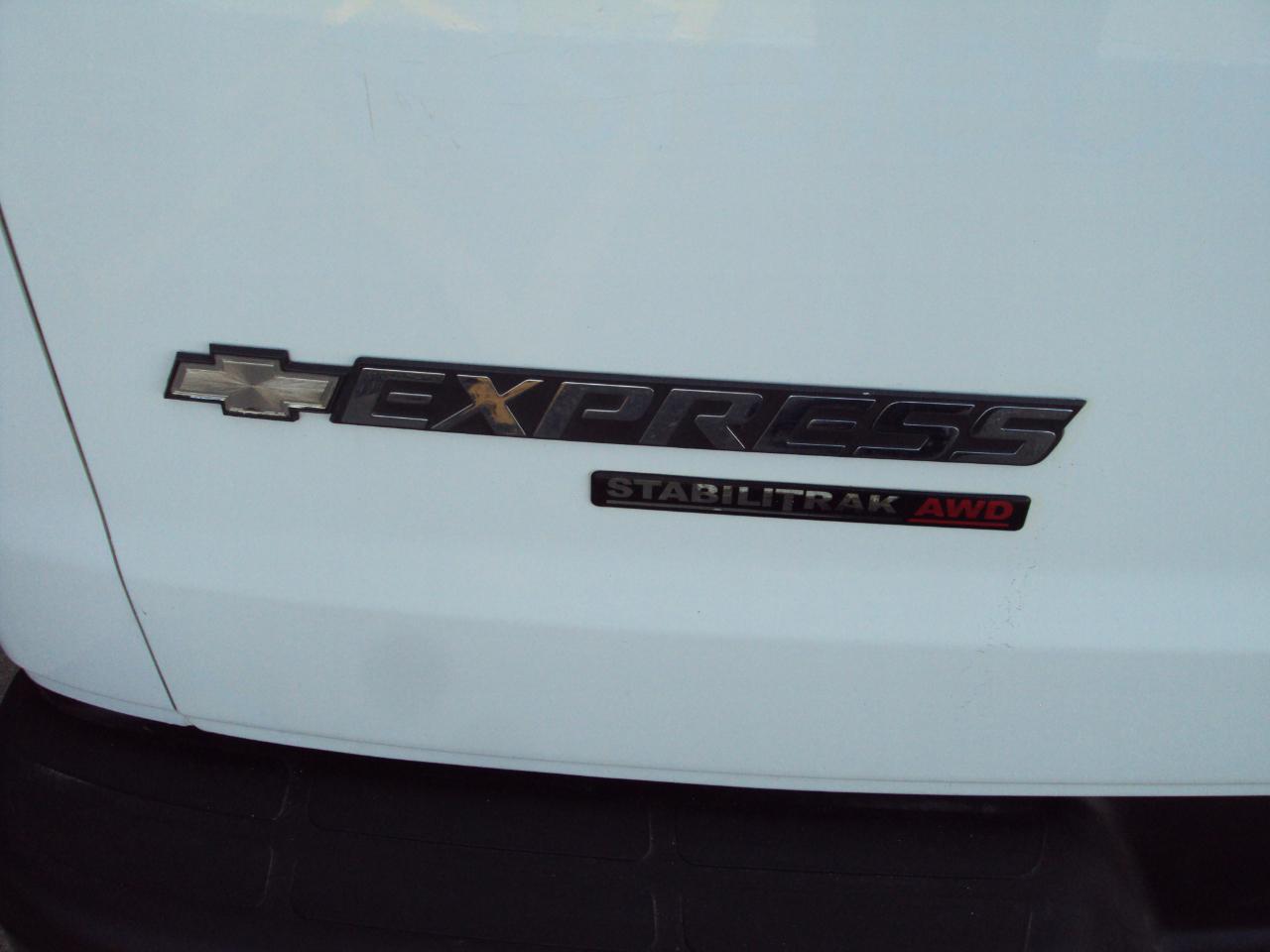 Chevrolet Express Cargo Van AWD 1500 135" 2013