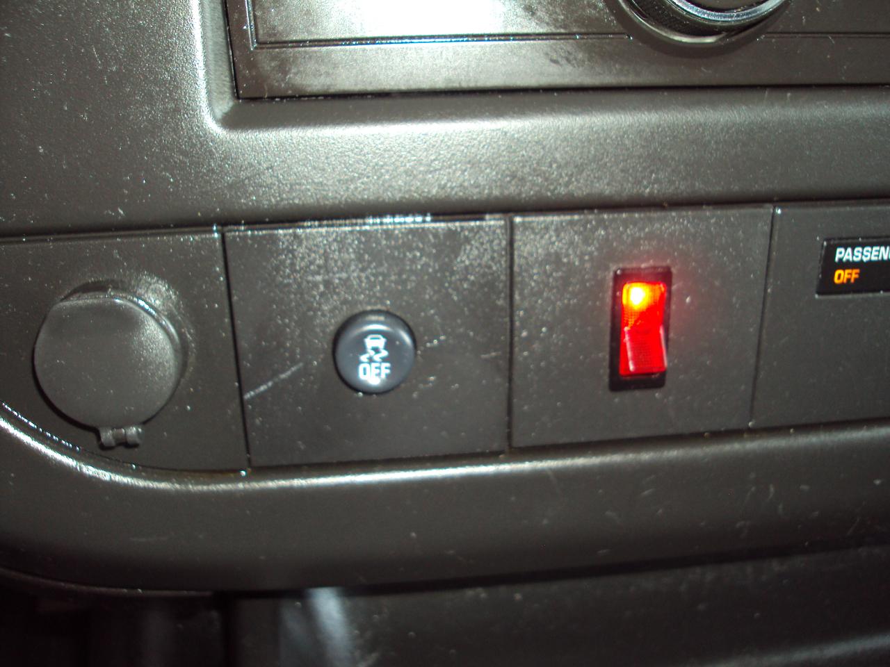 Chevrolet Express Cargo Van AWD 1500 135" 2013