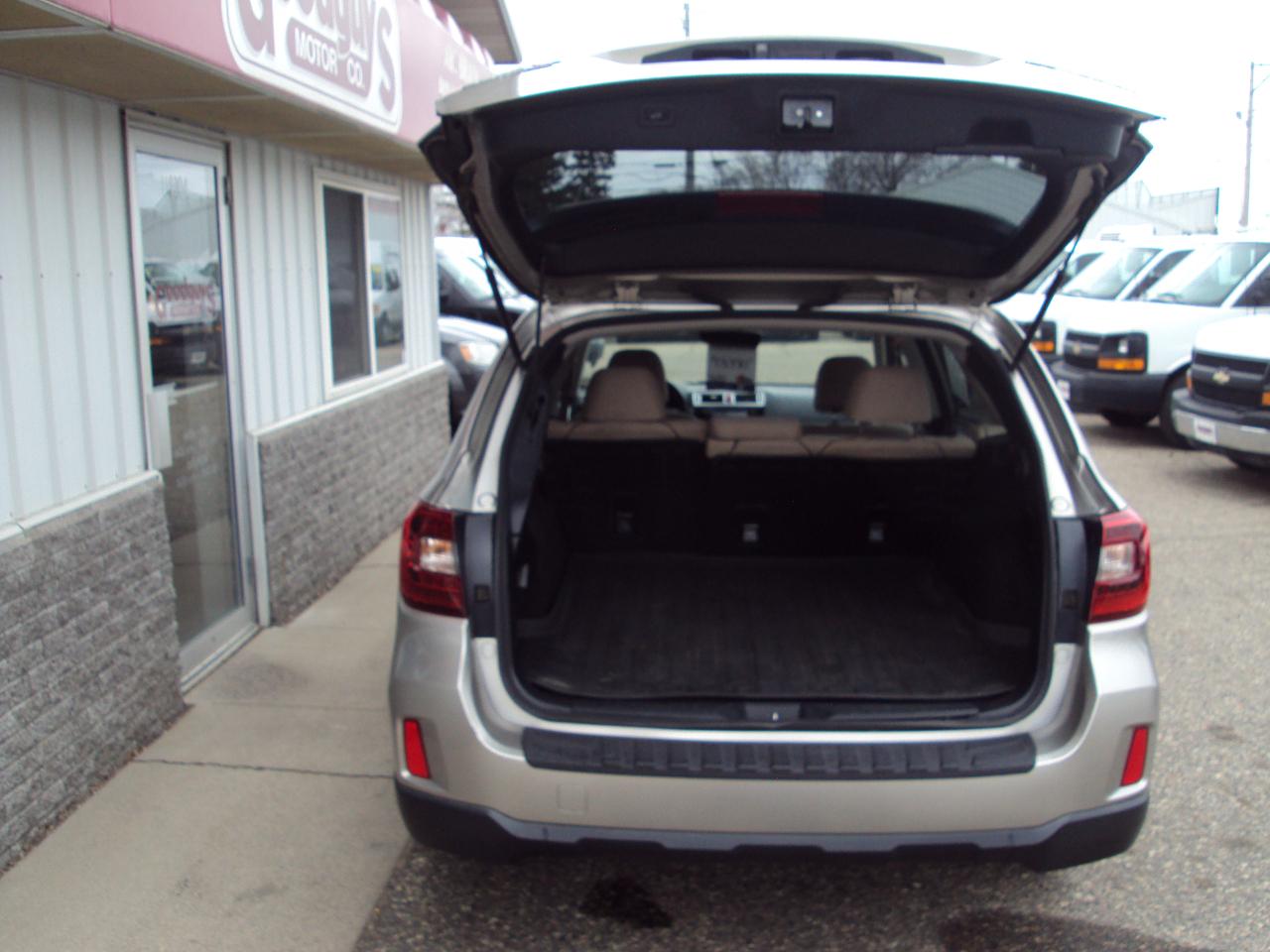 Subaru Outback 2.5i Premium 2017