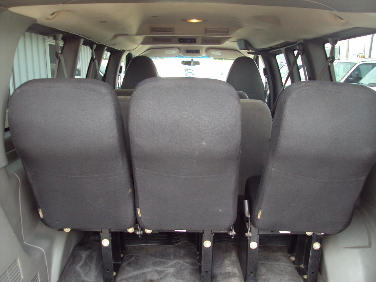 Chevrolet Express Passenger  2011
