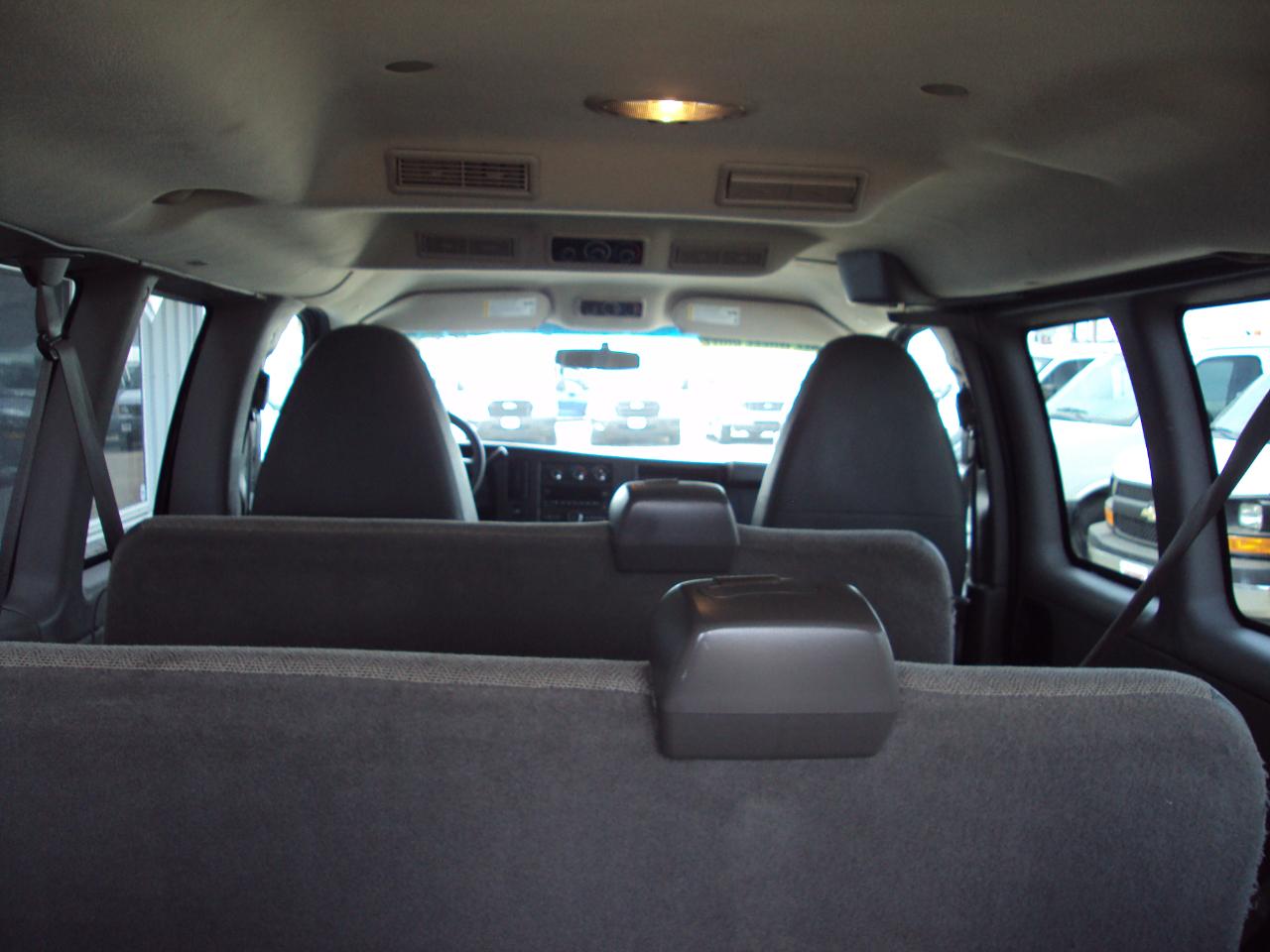 Chevrolet Express Passenger  2011