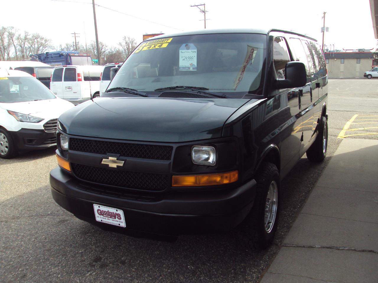 Chevrolet Express Cargo Van  2013