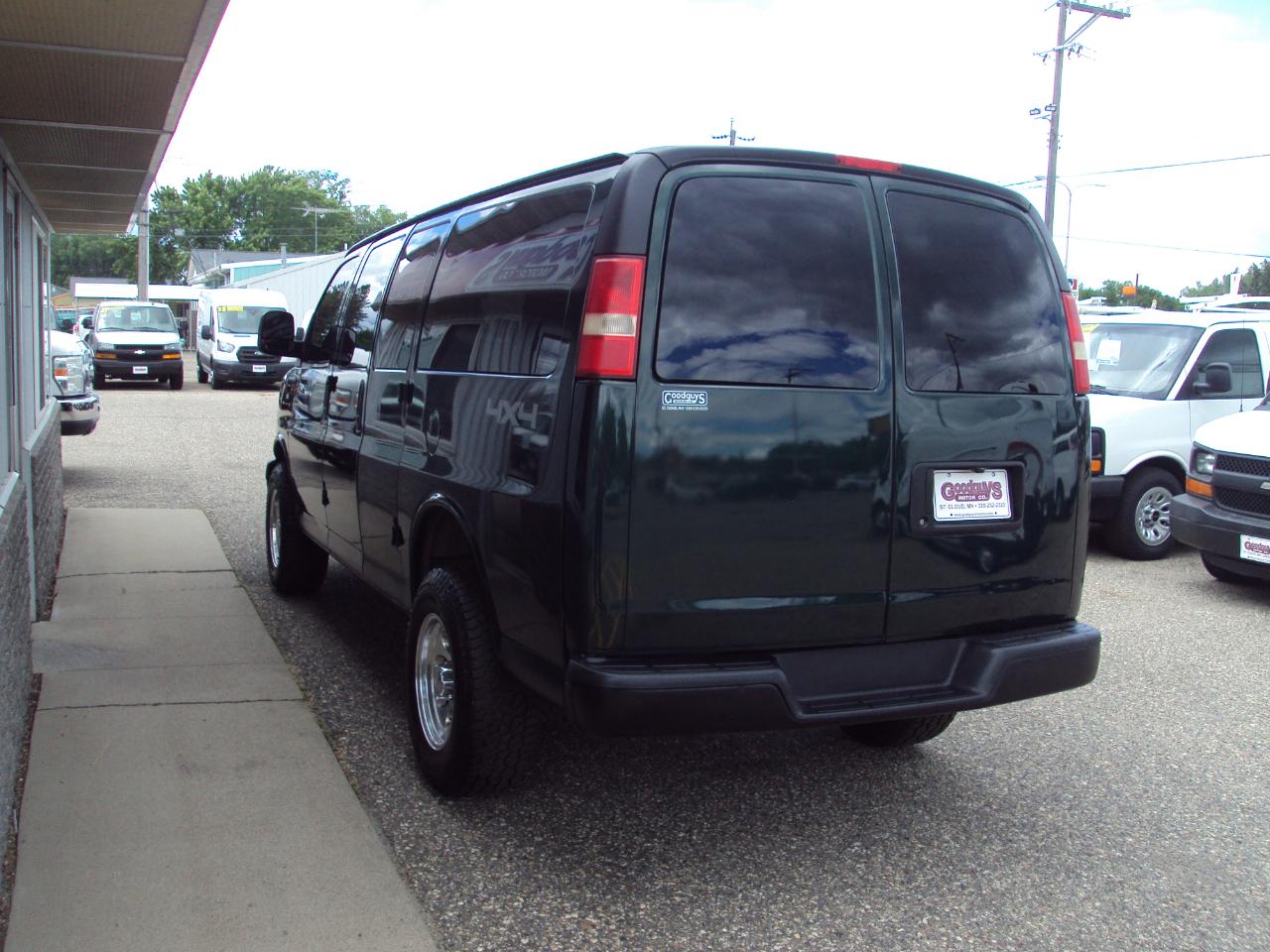 Chevrolet Express Cargo Van  2013
