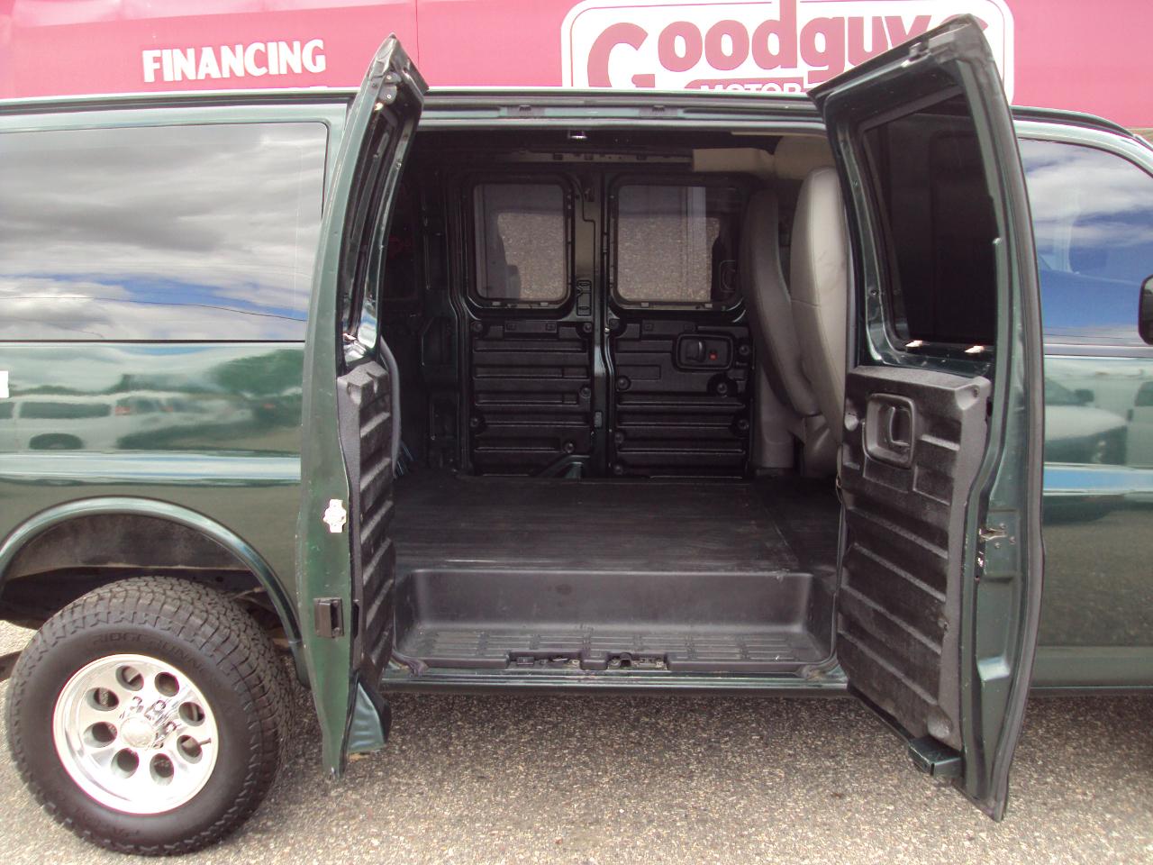 Chevrolet Express Cargo Van  2013