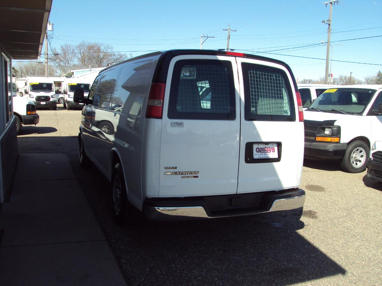 Chevrolet Express Cargo Van AWD 1500 135" 2012