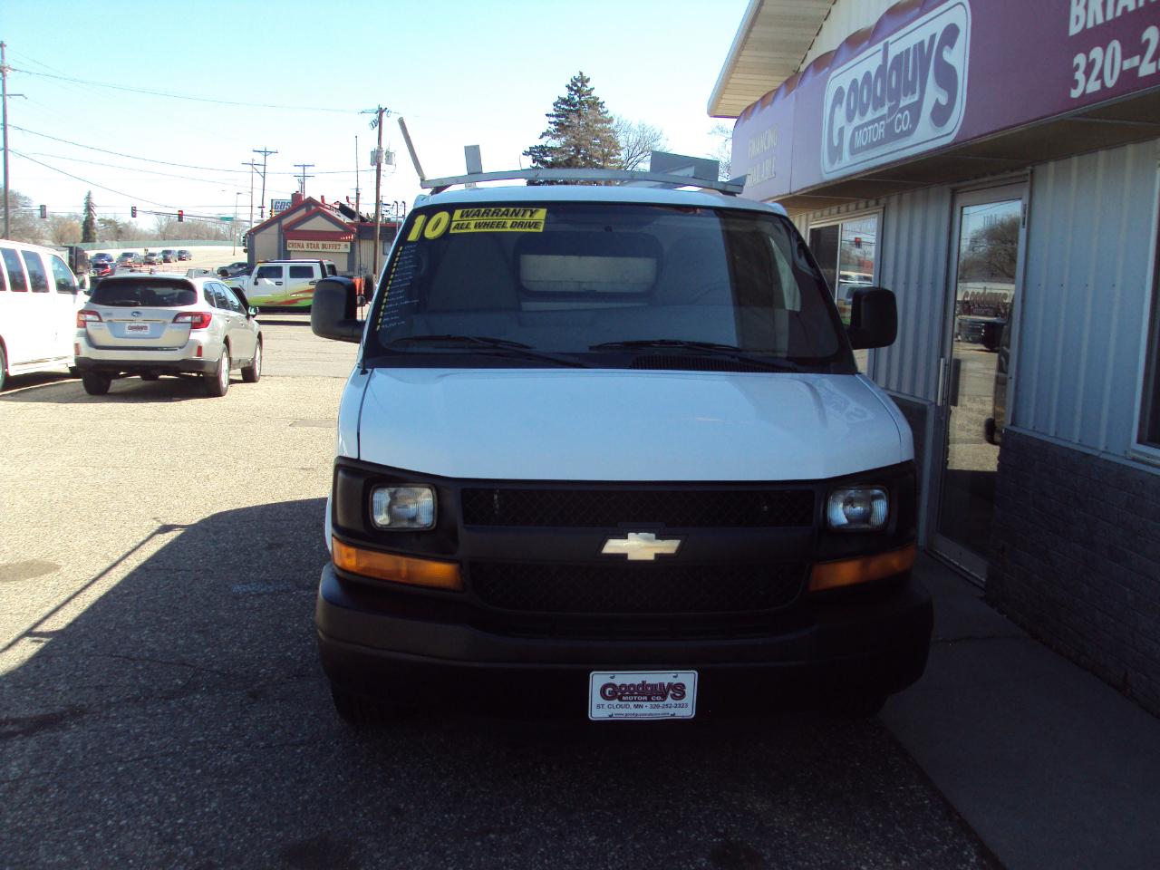 Chevrolet Express Cargo Van AWD 1500 135" 2010