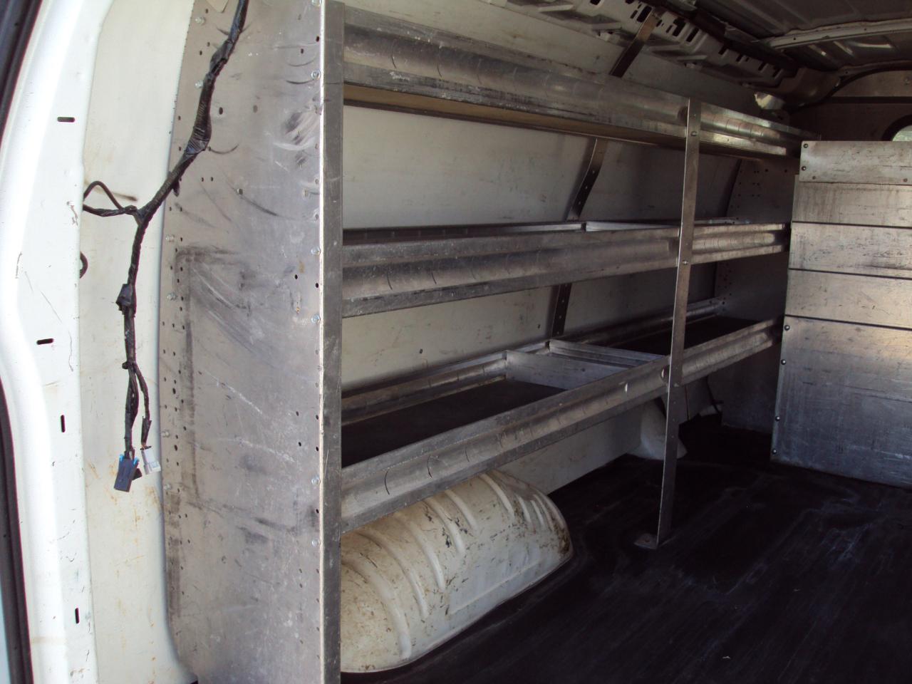 Chevrolet Express Cargo Van AWD 1500 135" 2010