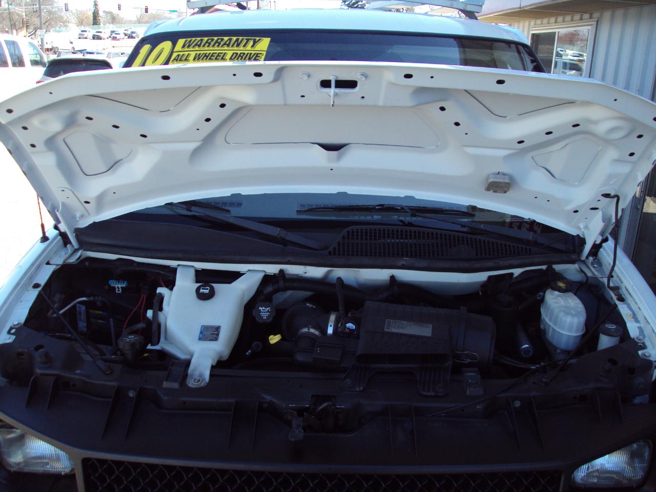 Chevrolet Express Cargo Van AWD 1500 135" 2010