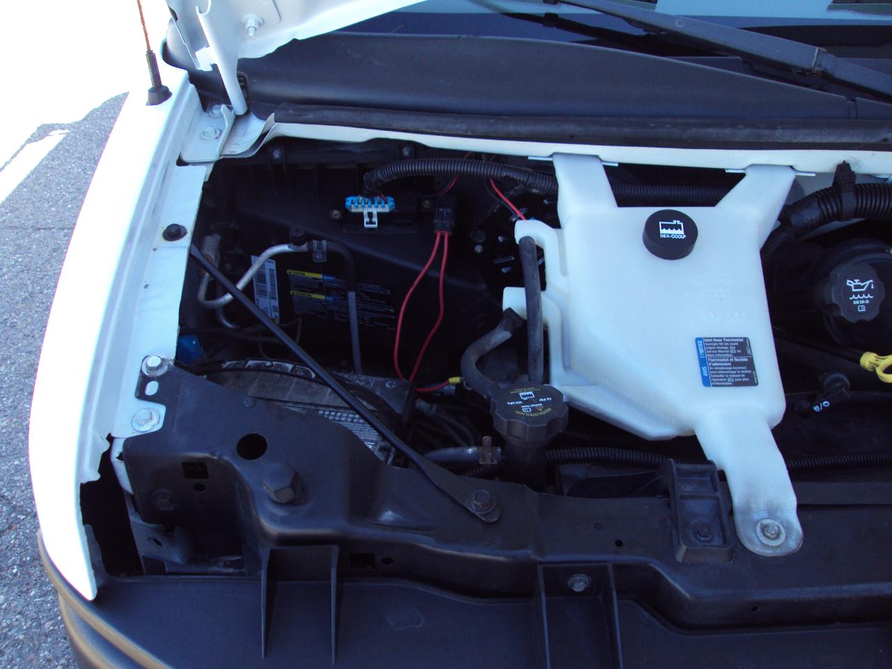 Chevrolet Express Cargo Van AWD 1500 135" 2010