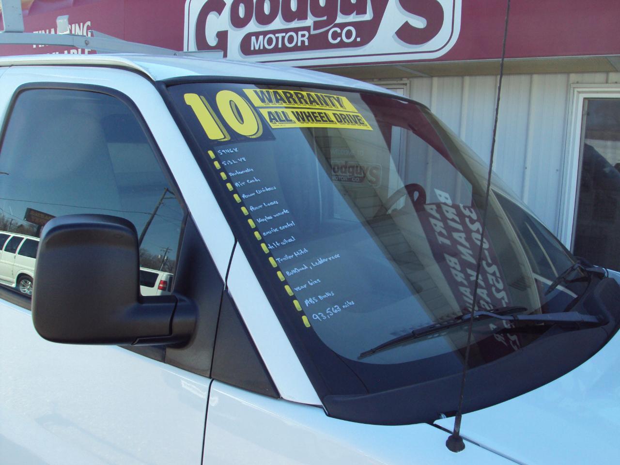 Chevrolet Express Cargo Van AWD 1500 135" 2010