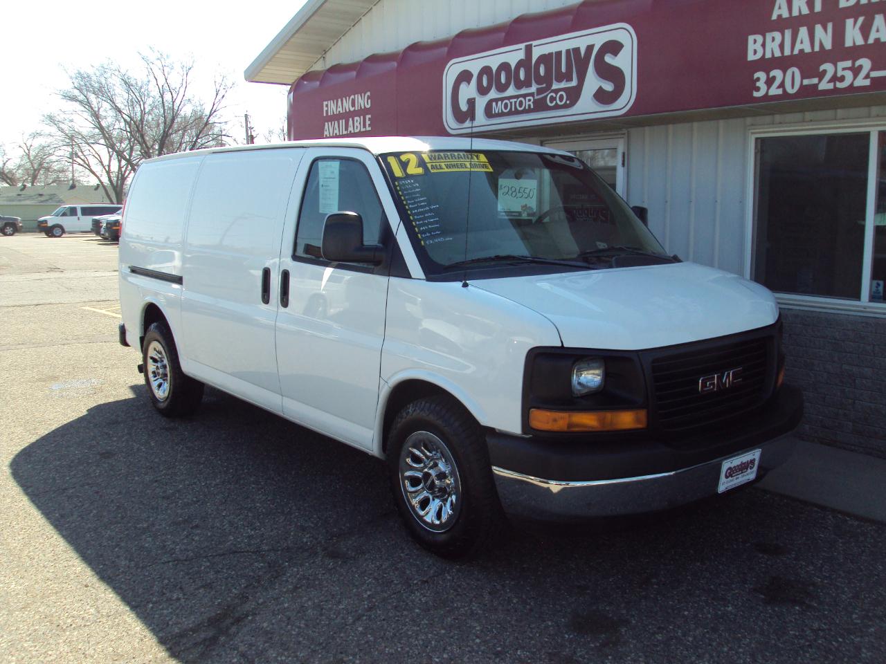 GMC Savana Cargo Van AWD 1500 135" 2012