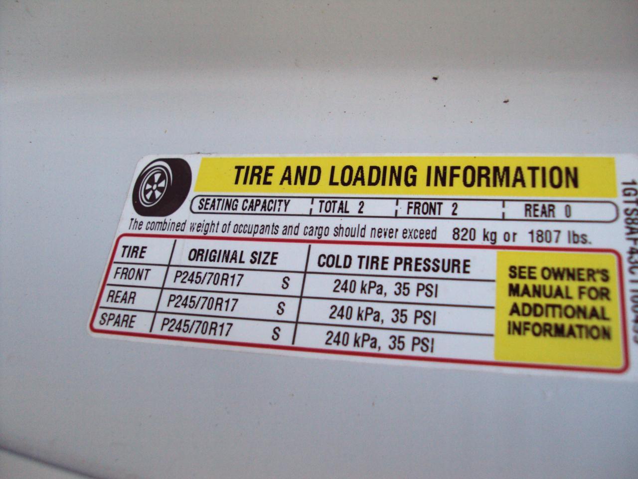 GMC Savana Cargo Van AWD 1500 135" 2012