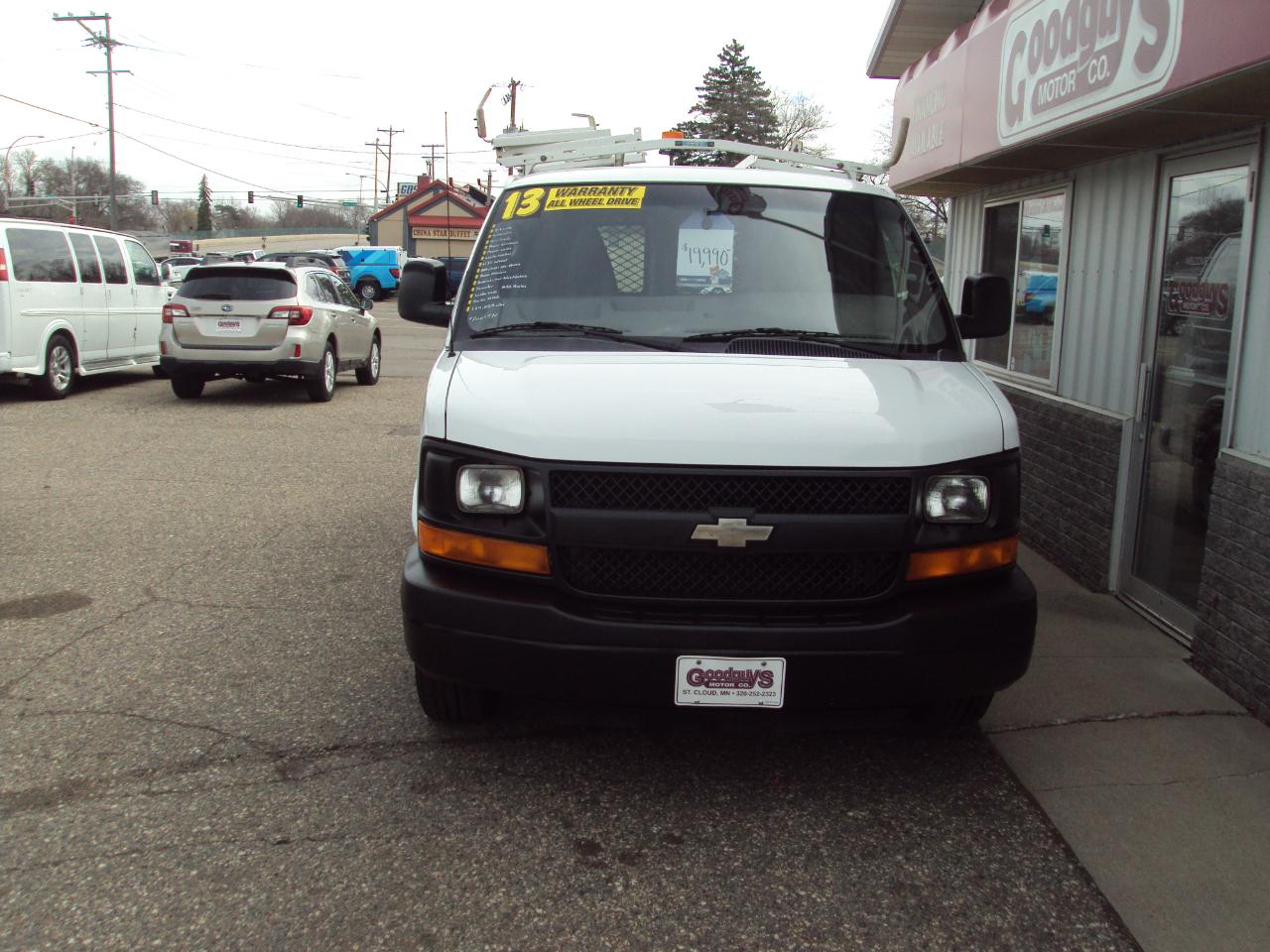 Chevrolet Express Cargo Van AWD 1500 135" 2013