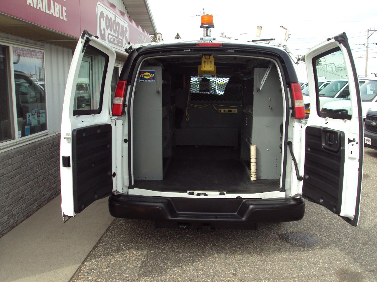 Chevrolet Express Cargo Van AWD 1500 135" 2013