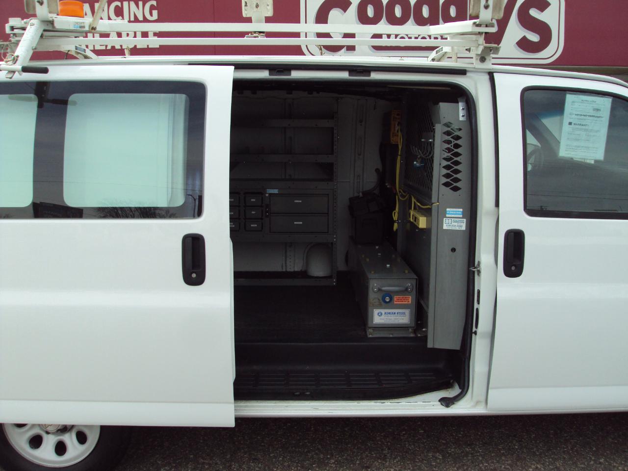 Chevrolet Express Cargo Van AWD 1500 135" 2013