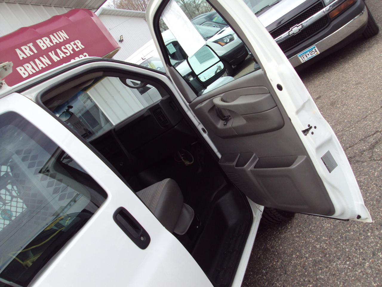 Chevrolet Express Cargo Van AWD 1500 135" 2013