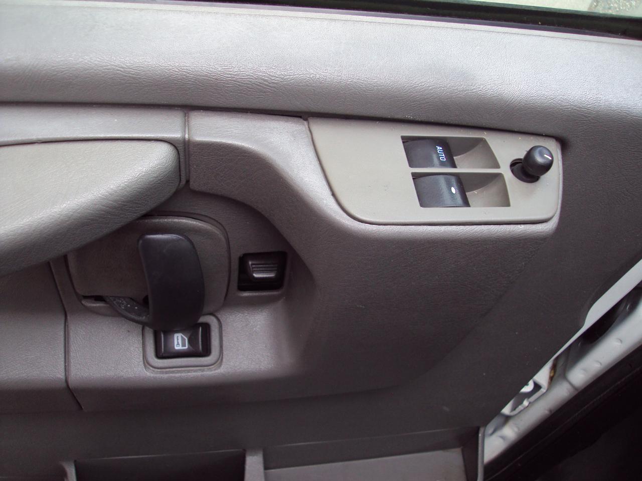 Chevrolet Express Cargo Van AWD 1500 135" 2013