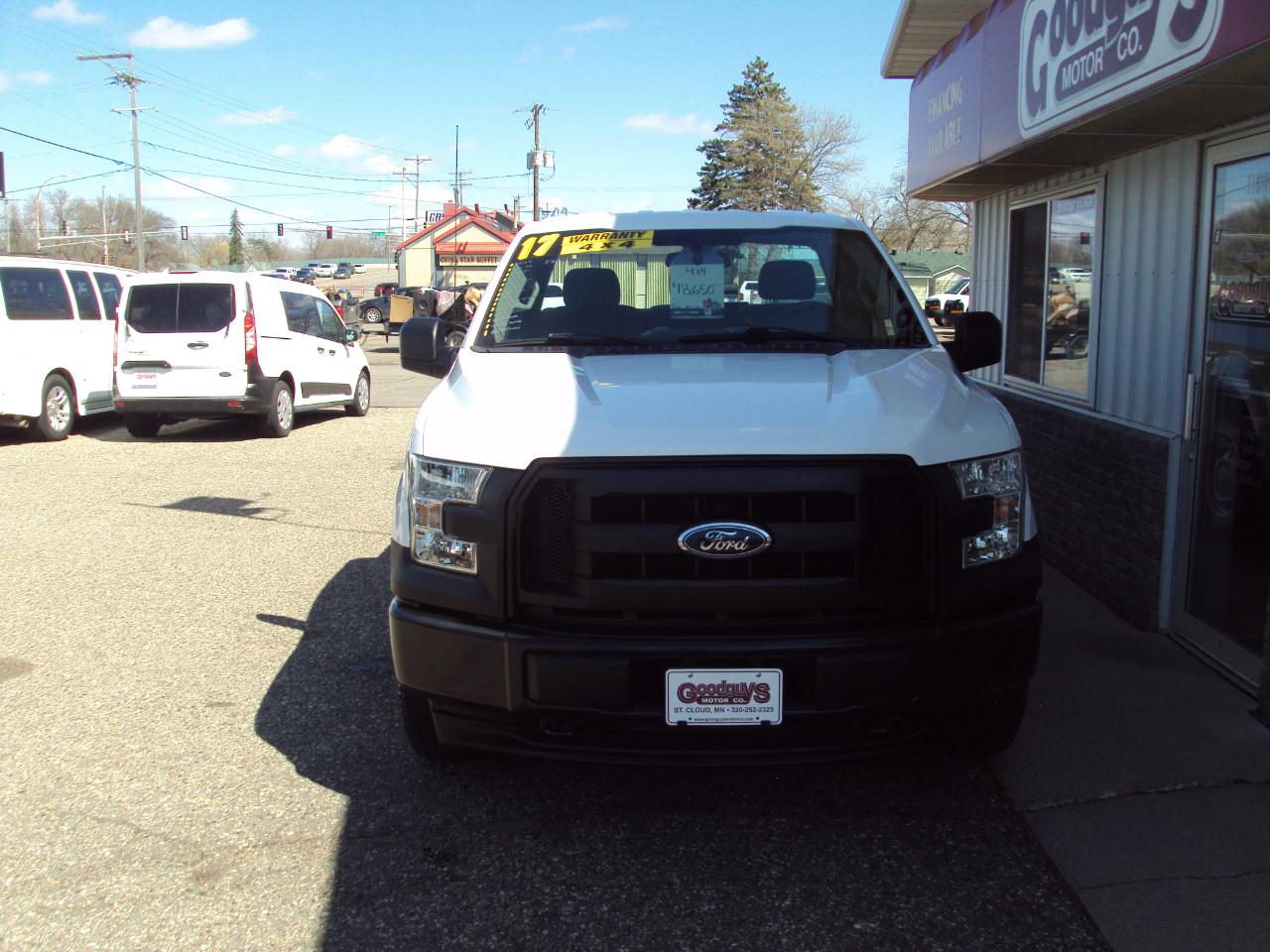 Ford F-150 XLT 4WD Reg Cab 8' Box 2017