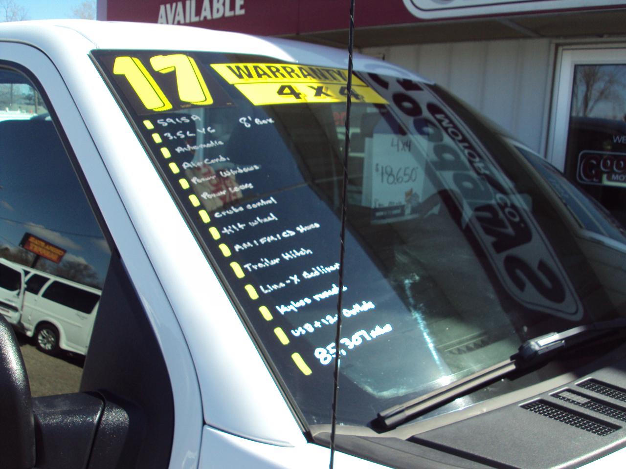 Ford F-150 XLT 4WD Reg Cab 8' Box 2017