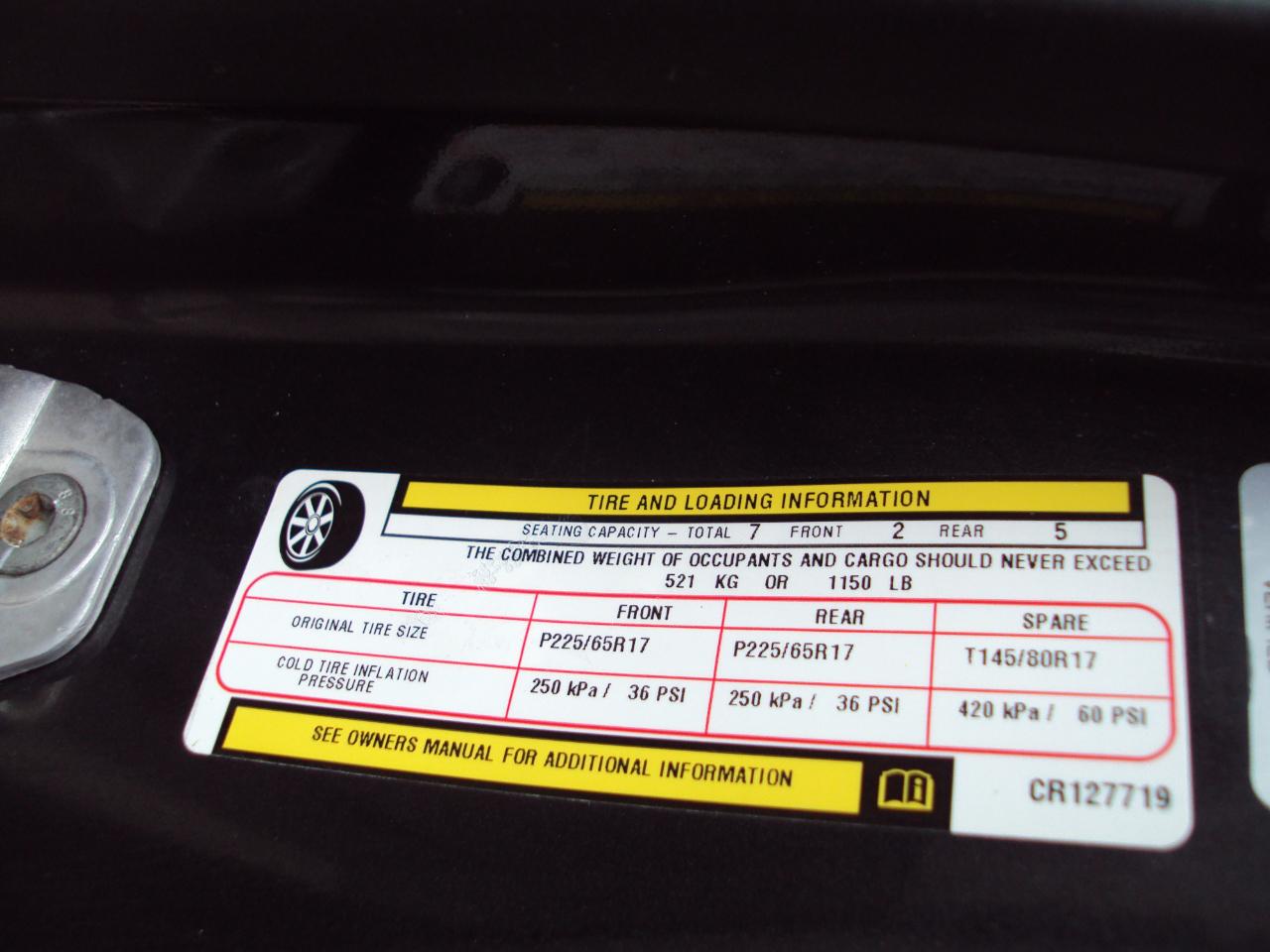 Volkswagen Routan  2012