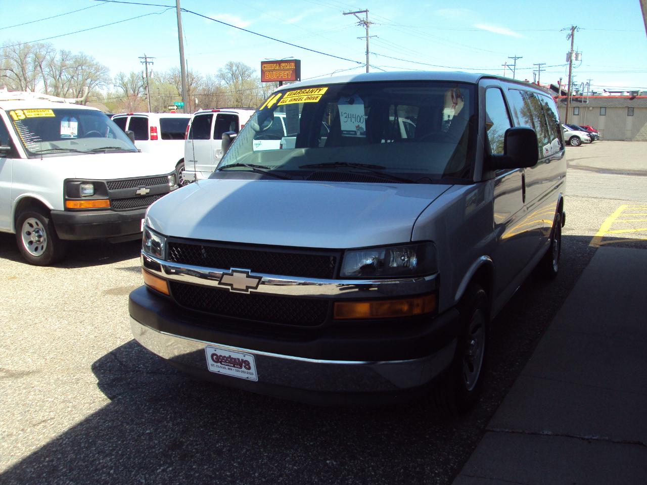 Chevrolet Express Passenger AWD 1500 135" LT 2014