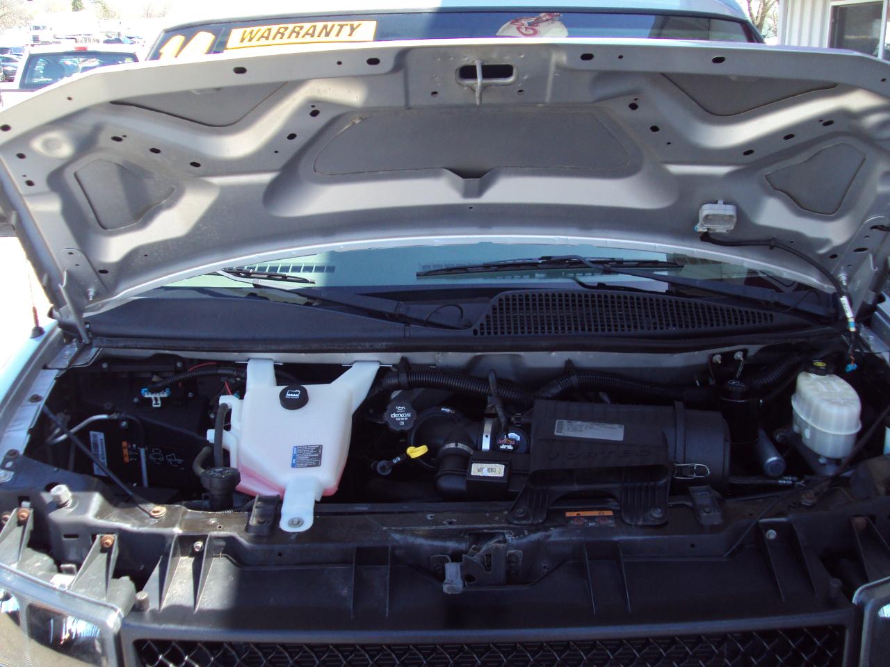 Chevrolet Express Passenger AWD 1500 135" LT 2014