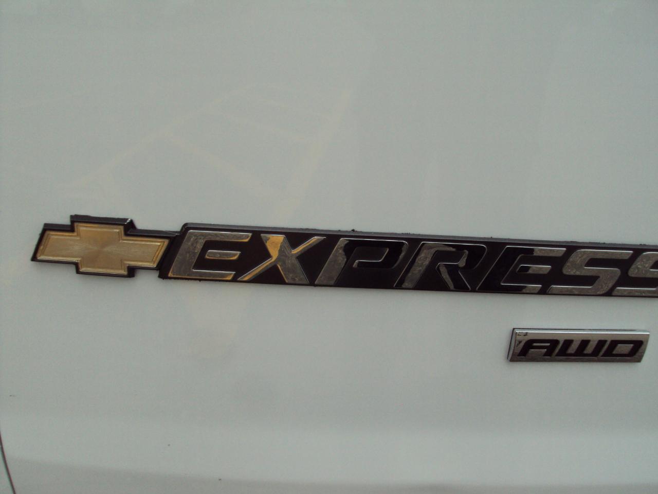 Chevrolet Express Cargo Van AWD 1500 135" 2012