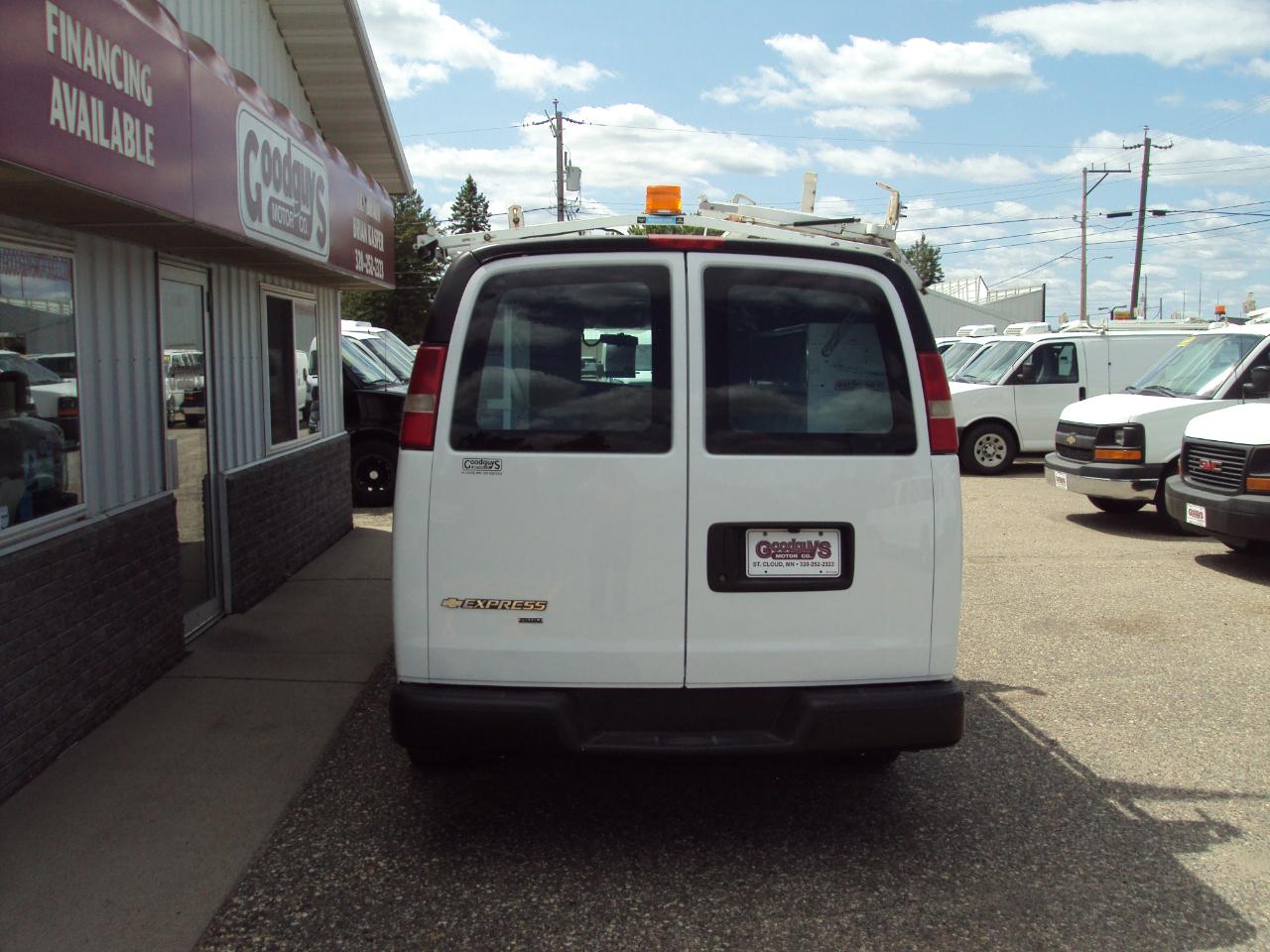 Chevrolet Express Cargo Van AWD 1500 135" 2012