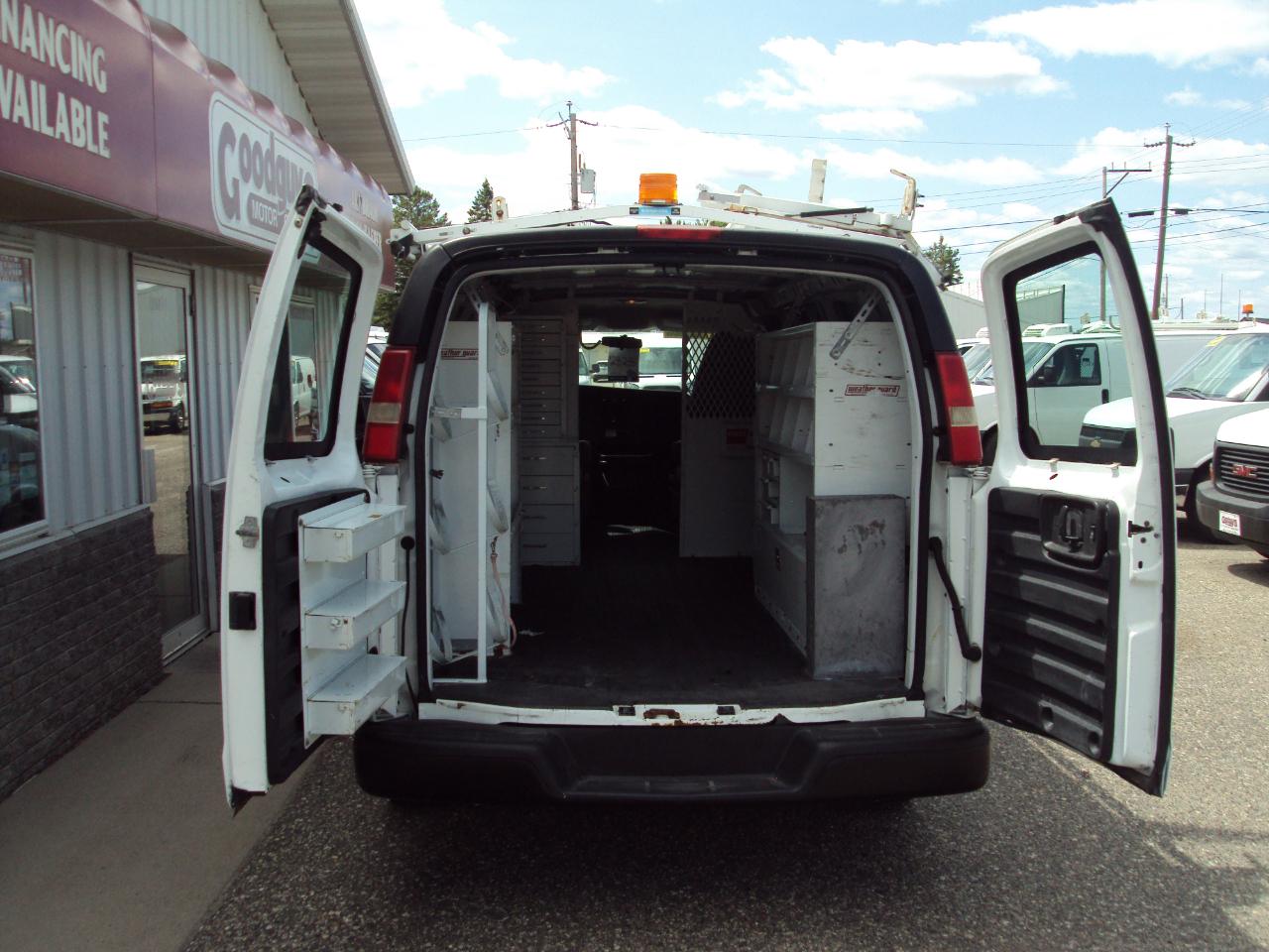 Chevrolet Express Cargo Van AWD 1500 135" 2012