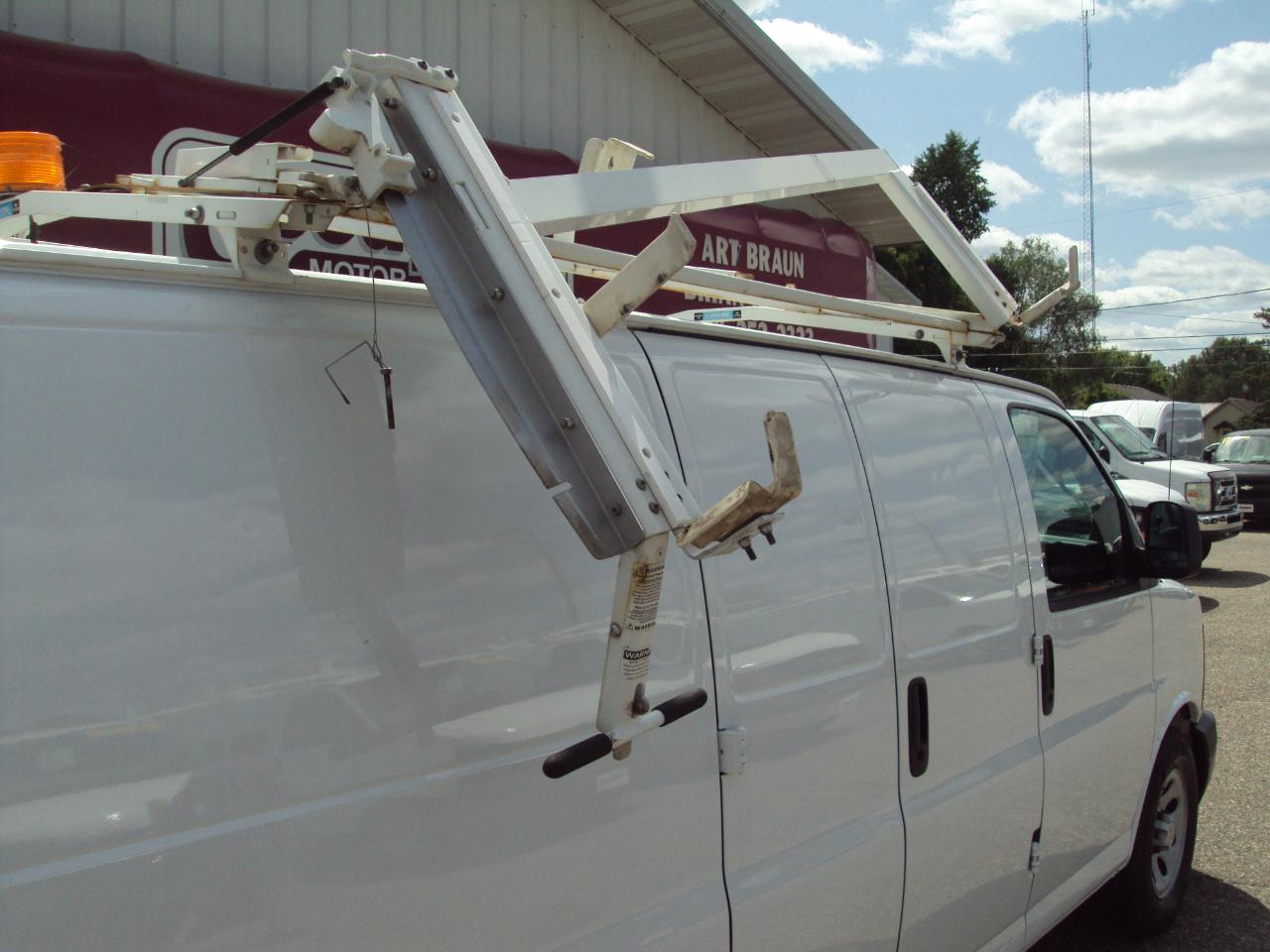Chevrolet Express Cargo Van AWD 1500 135" 2012